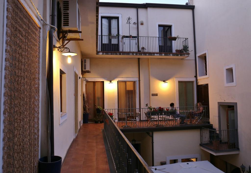 B&B Opera Katanya Dış mekan fotoğraf